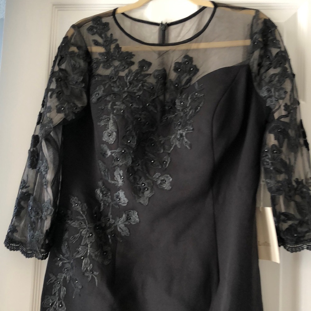 Light in box NWT SIZE 16